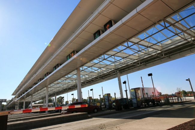 Extension de l'auvent de la gare de page de Toulouse Nord (31)